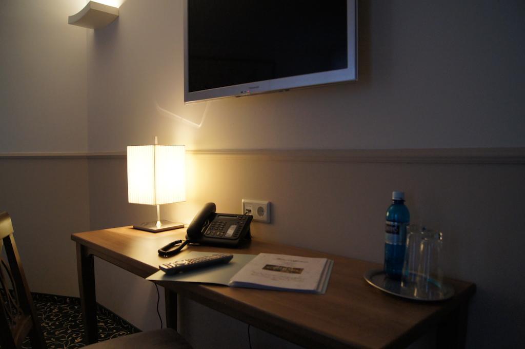 Hotel Andreas Dresden Room photo